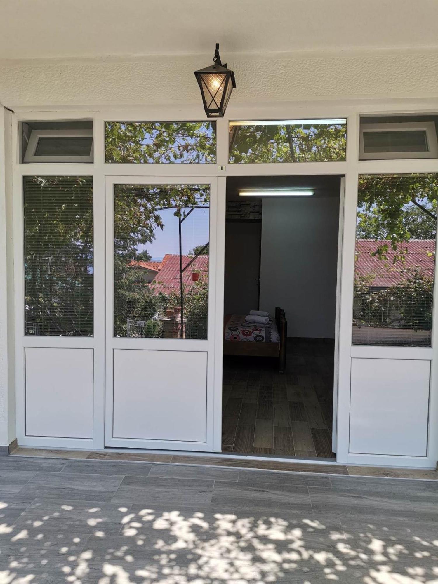 Vila Visni Lagadin Dış mekan fotoğraf